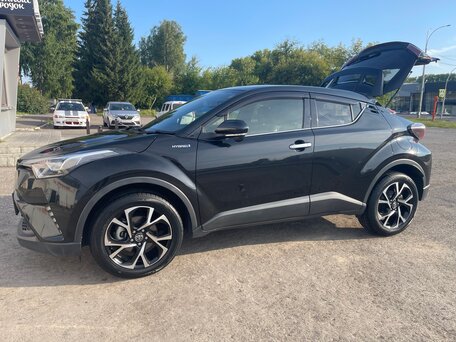 2018 Toyota C-HR I, чёрный, 2150000 рублей, вид 4