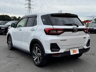 2021 Toyota Raize I, белый, 1190000 рублей, вид 4