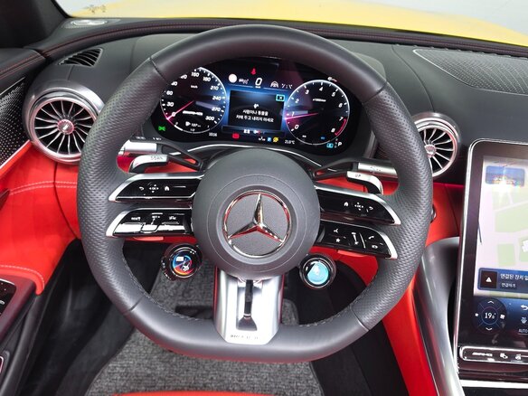 2025 Mercedes-Benz SL-Класс AMG 43 AMG IV (R232), жёлтый - вид 9