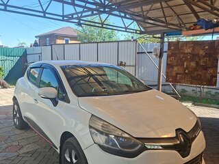 2013 Renault Clio IV, белый, 600000 рублей, вид 1