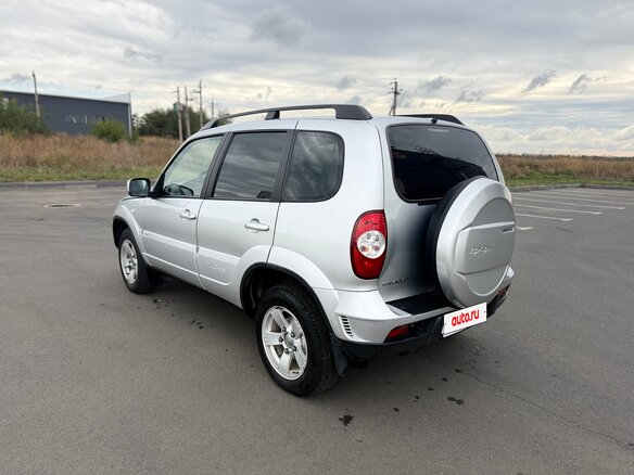 2012 Chevrolet Niva I Рестайлинг, серебристый - вид 5