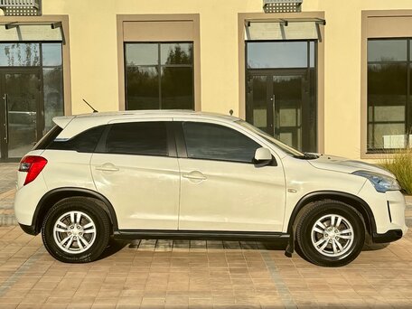 2014 Citroen C4 Aircross, белый, 650000 рублей, вид 4