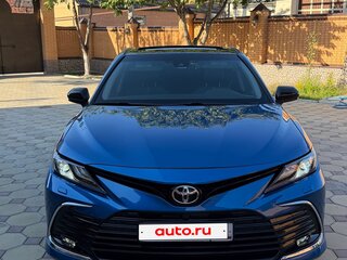 2017 Toyota Camry VIII (XV70), синий, 2375000 рублей, вид 1