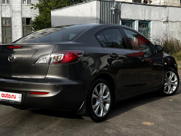 2011 Mazda 3 II (BL) Рестайлинг, серый - вид 3