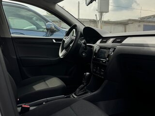 2019 Skoda Rapid I Рестайлинг, белый, 1450000 рублей, вид 4