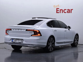 2025 Volvo S90 Long II Рестайлинг, белый, 4933412 рублей, вид 4