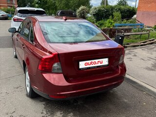 2008 Volvo S40 II Рестайлинг, красный, 450000 рублей, вид 3