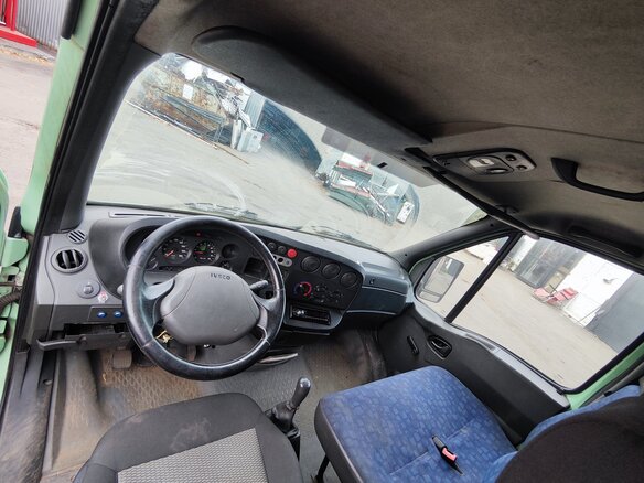 2004 Iveco Daily, зелёный, 700000 рублей - вид 7