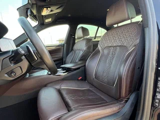 2019 BMW 5 серии 530d xDrive VII (G30/G31/G38), чёрный, 4850000 рублей, вид 2