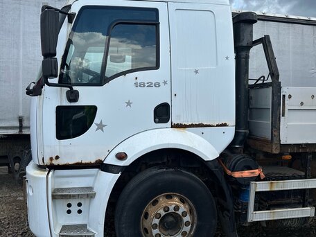 2013 Ford Cargo 18xx, белый, 1600000 рублей, вид 2