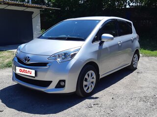 2016 Toyota Ractis II, серебристый, 1150000 рублей, вид 2