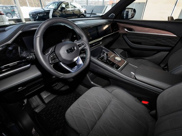 2026 Geely Monjaro I Рестайлинг, серый, 4954990 рублей - вид 9