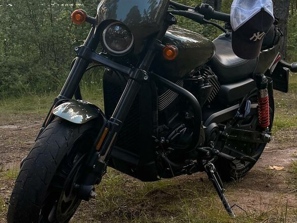 2017 Harley-Davidson Street Rod, зелёный, 600000 рублей