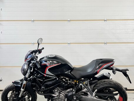 2020 Ducati Monster 821, чёрный, 990000 рублей, вид 4