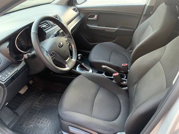 2016 Kia Rio III Рестайлинг, серебристый - вид 9