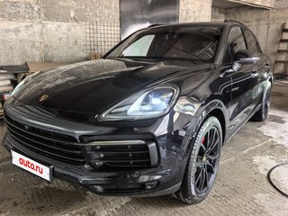 2018 Porsche Cayenne III, чёрный, 6600000 рублей, вид 3