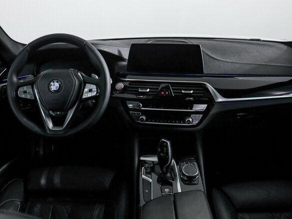 2020 BMW 5 серии 520d xDrive VII (G30/G31/G38), белый - вид 11