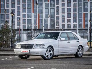 1995 Mercedes-Benz S-Класс 320 III (W140) Рестайлинг, белый, 1000000 рублей, вид 1