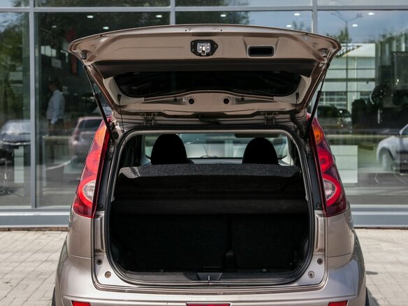 2010 Nissan Note I Рестайлинг, коричневый - вид 25
