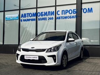 2017 Kia Rio IV, белый, 1135000 рублей, вид 1