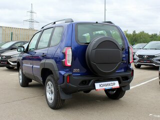 2026 Lada (ВАЗ) Niva Travel I Рестайлинг, синий, 1641900 рублей, вид 3