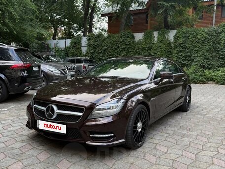 2012 Mercedes-Benz CLS 500 II (C218), коричневый, 3200000 рублей, вид 1