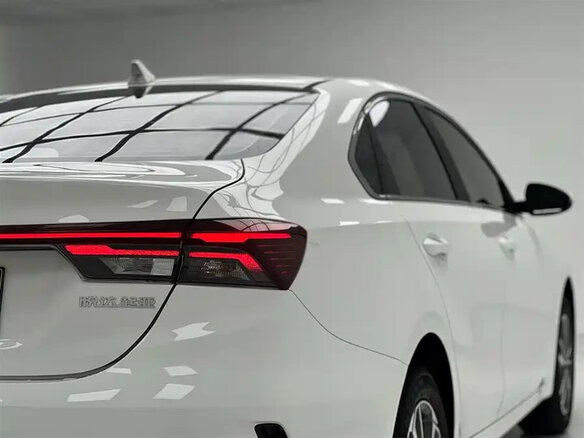 2023 Kia K3 II (China Market) Рестайлинг, белый, 1641255 рублей - вид 10