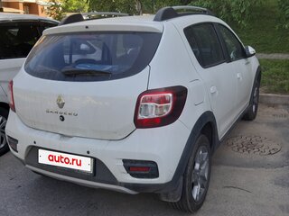 2022 Renault Sandero Stepway II Рестайлинг, белый, 2000000 рублей, вид 4