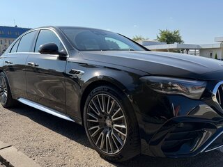 2025 Mercedes-Benz E-Класс AMG 53 AMG VI (W214), чёрный, 14000000 рублей, вид 2