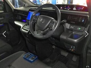 2021 Honda Stepwgn Spada V Рестайлинг, серый, 1840000 рублей, вид 5
