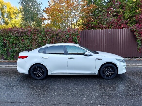 2017 Kia Optima IV, белый, 1620000 рублей - вид 1
