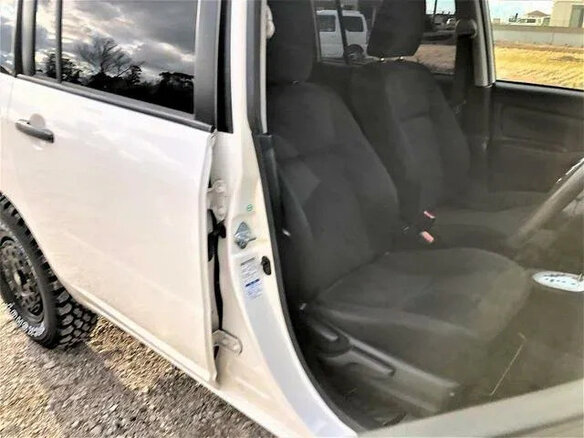 2023 Toyota Probox I Рестайлинг, белый, 1159000 рублей - вид 11