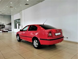 2001 Skoda Octavia I (A4) Рестайлинг, красный, 145150 рублей, вид 4
