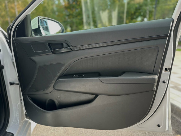 2019 Hyundai Elantra Sport VI (AD) Рестайлинг, белый - вид 29