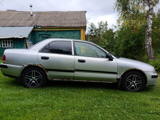 2002 Mitsubishi Carisma I Рестайлинг, серебристый, 200000 рублей, вид 3