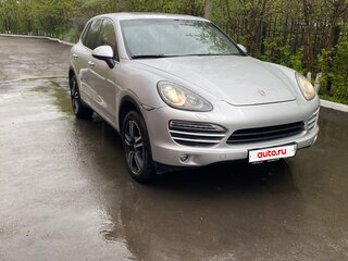 2012 Porsche Cayenne II (958), серебристый, 2300000 рублей, вид 2