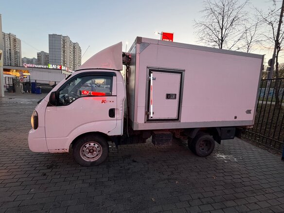 2013 Kia Bongo, белый, 1250000 рублей - вид 8