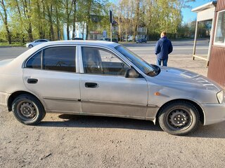 2011 Hyundai Accent ТагАЗ II, серебристый, 200000 рублей, вид 2
