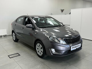2013 Kia Rio 5-speed III, серый, 1020000 рублей, вид 3
