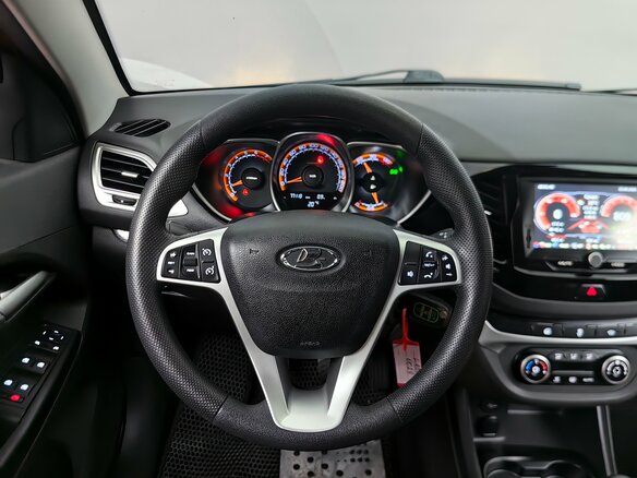 2018 Lada (ВАЗ) Vesta SW Cross I, красный, 1059000 рублей - вид 10