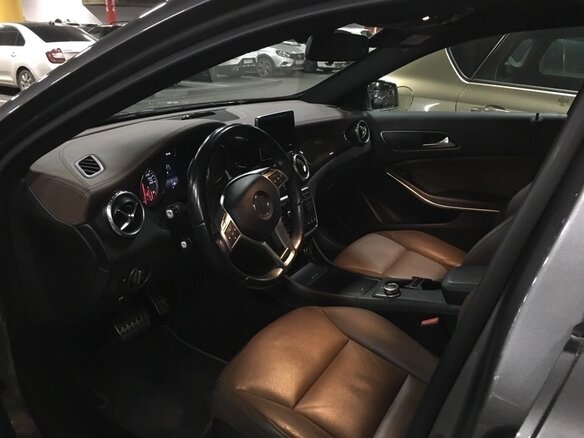 2014 Mercedes-Benz GLA 250 I (X156), серый, 1900000 рублей - вид 4