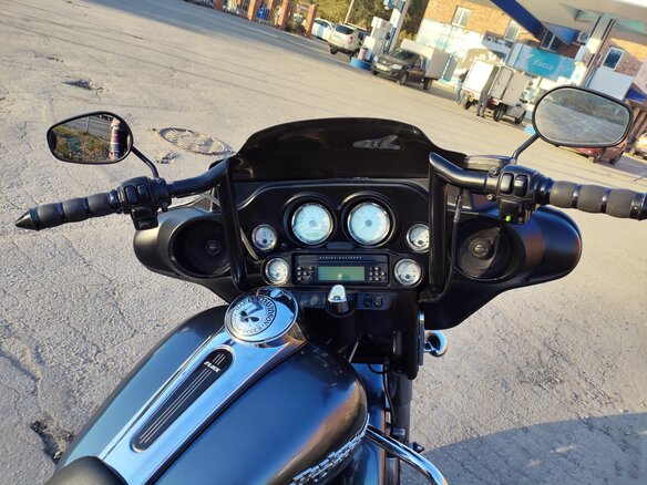2012 Harley-Davidson Street Glide, серый, 899999 рублей - вид 12