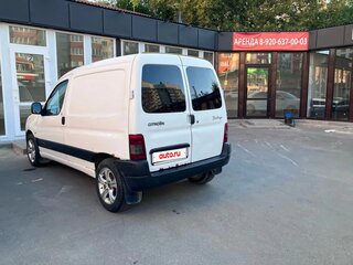 2010 Citroen Berlingo I Рестайлинг, белый, 450000 рублей, вид 4