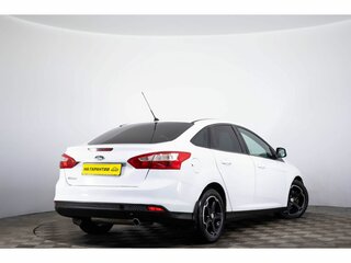 2012 Ford Focus III, белый, 599000 рублей, вид 4