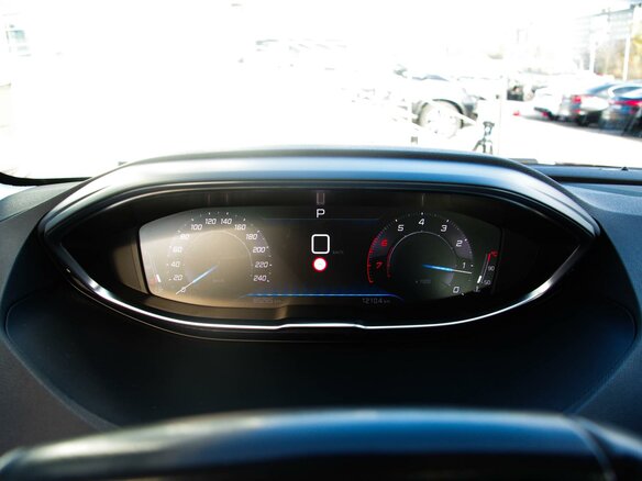 2022 Peugeot 3008 II Рестайлинг, серый, 2149000 рублей - вид 12