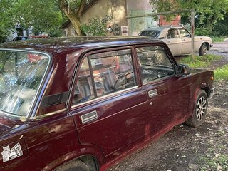 2005 Lada (ВАЗ) 2107, пурпурный, 106500 рублей, вид 5