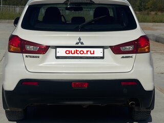 2012 Mitsubishi ASX I, белый, 734589 рублей, вид 4