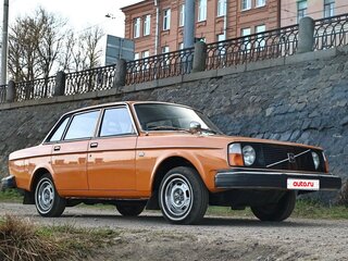 1975 Volvo 240 Series, оранжевый, 1300000 рублей, вид 5