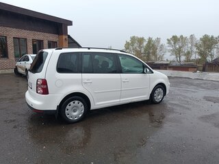 2008 Volkswagen Touran I Рестайлинг, белый, 430000 рублей, вид 5