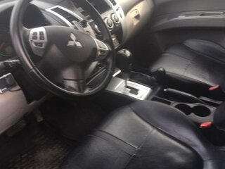 2012 Mitsubishi Pajero Sport II, серебристый, 1800000 рублей, вид 2
